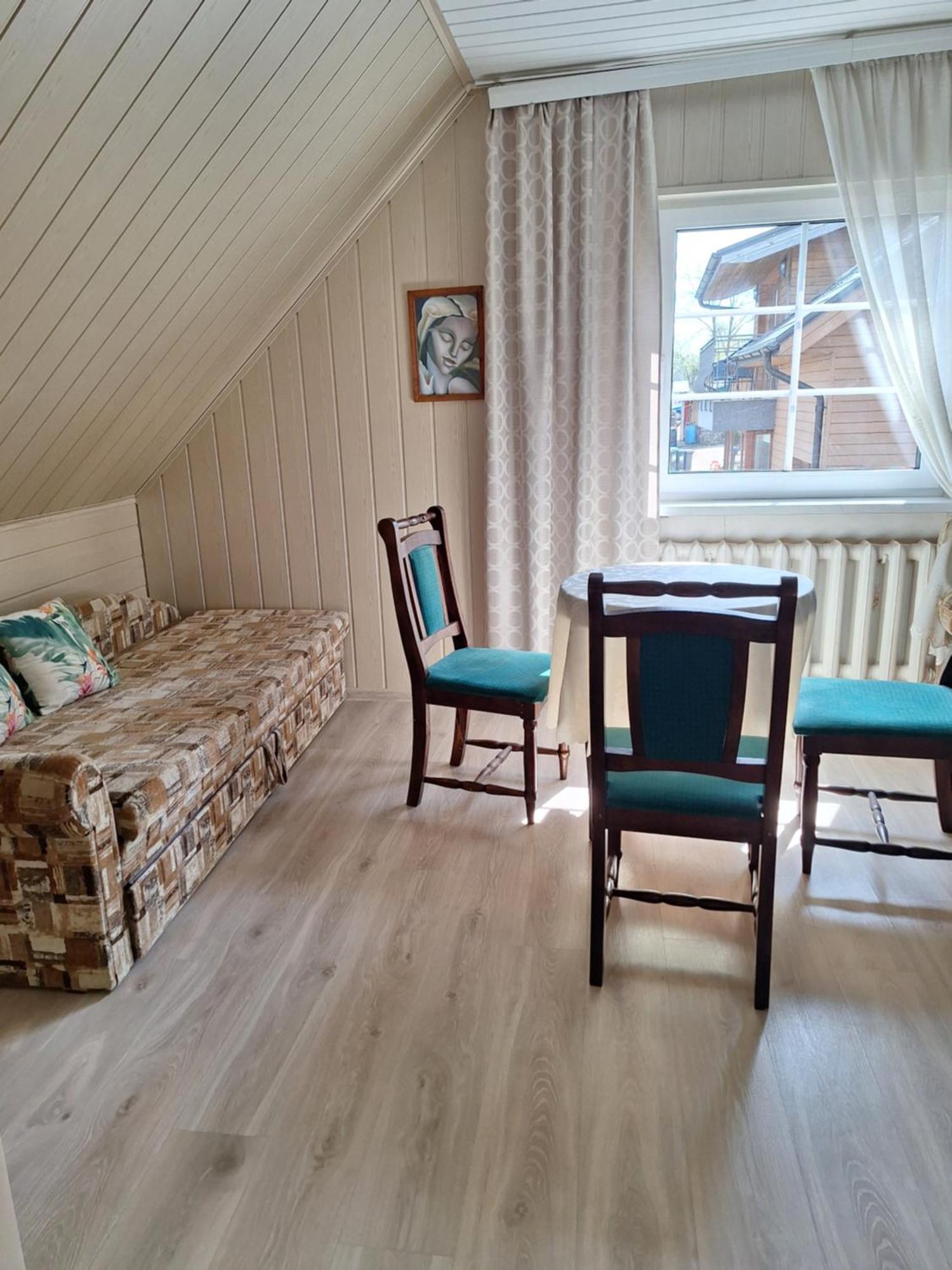Augutes Zurlienes Apartamentai ทราไก ภายนอก รูปภาพ
