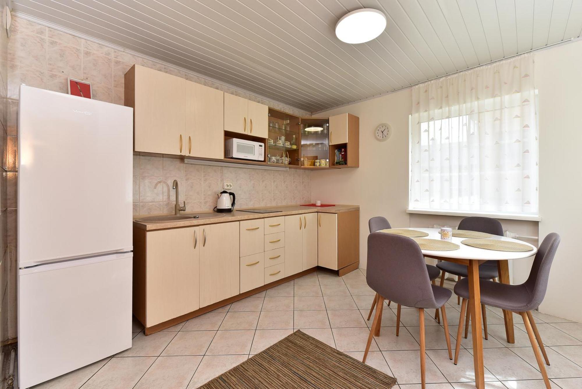 Augutes Zurlienes Apartamentai ทราไก ภายนอก รูปภาพ
